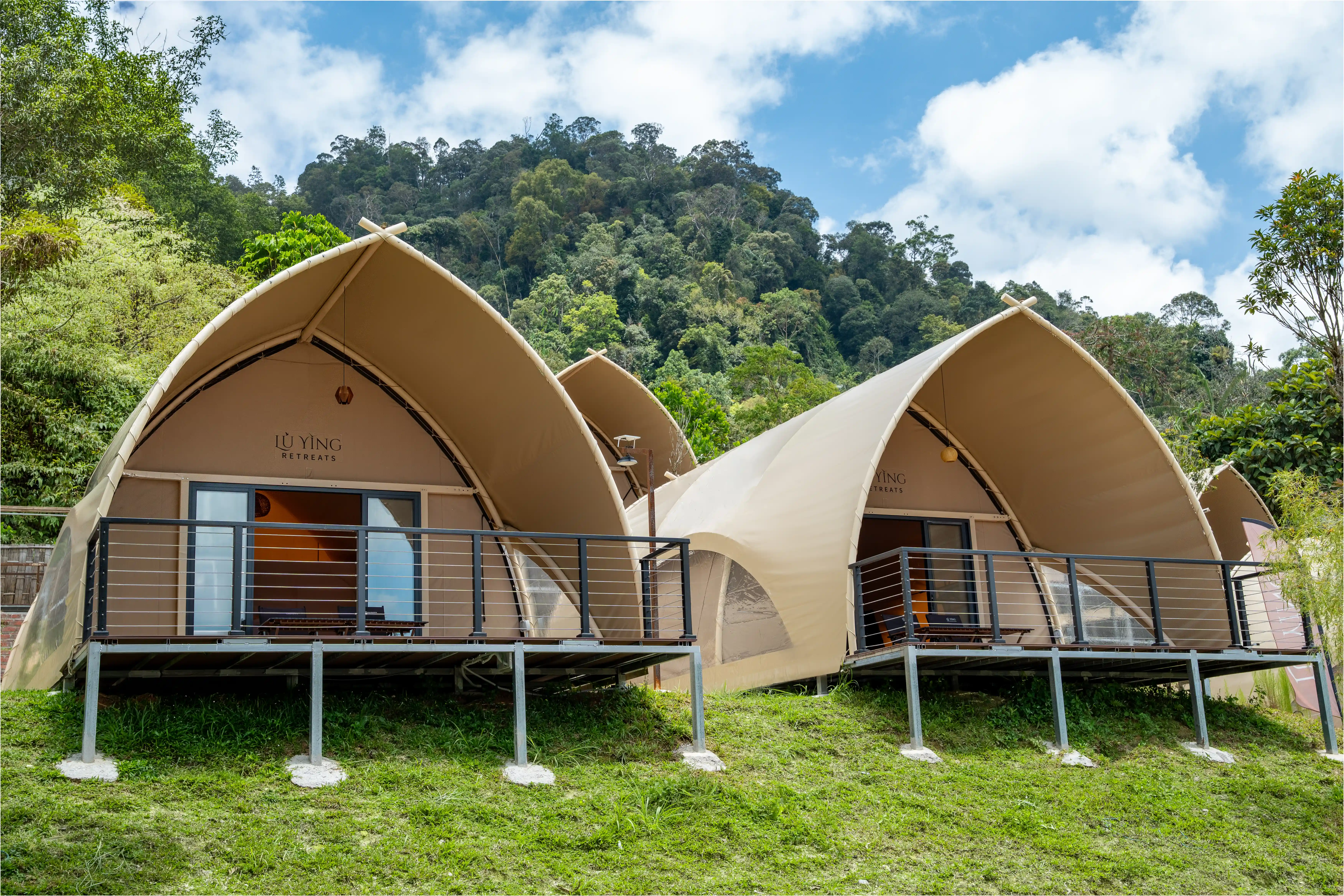 Skyhawk Villa interior