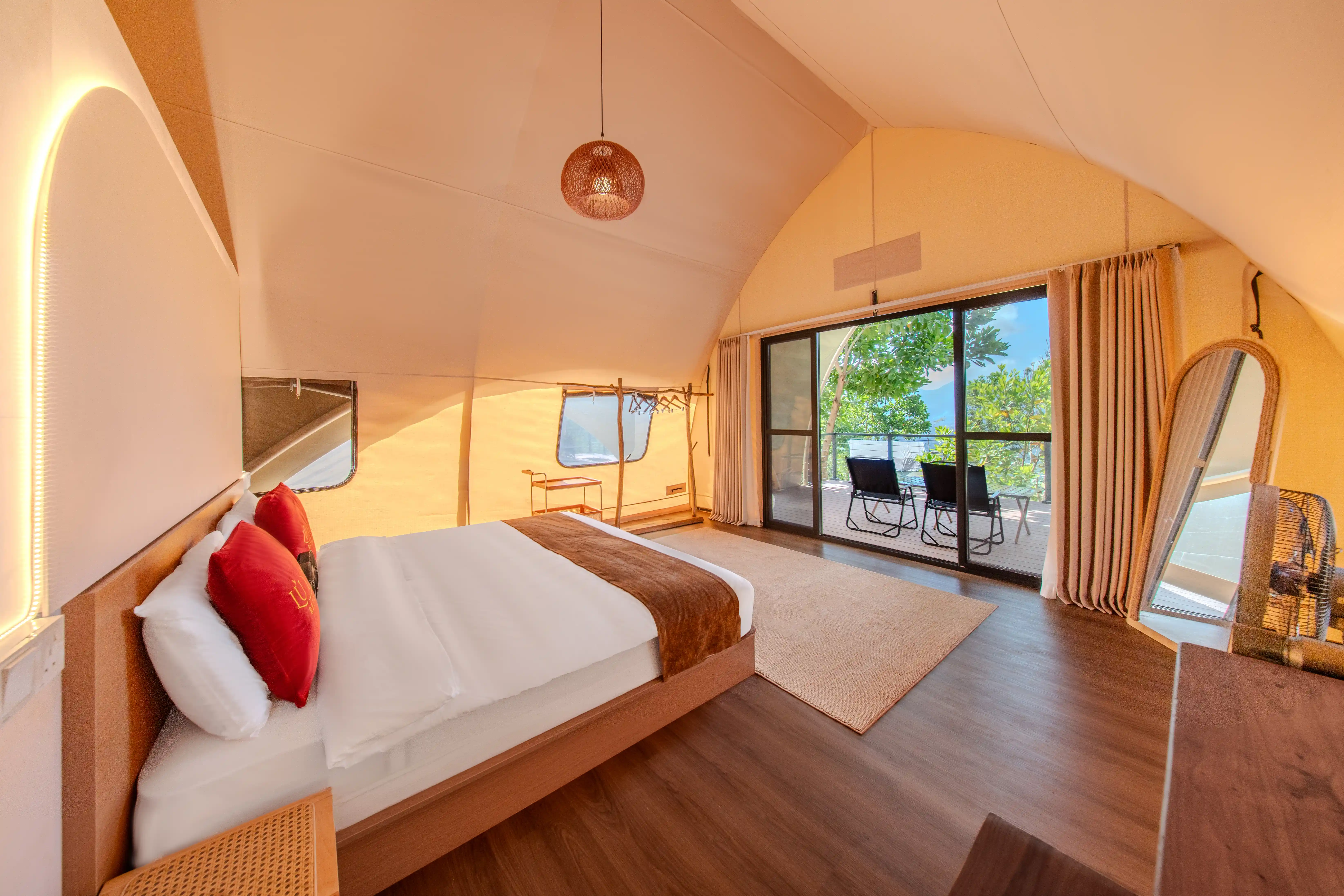 Sky Hawk Villa interior photo